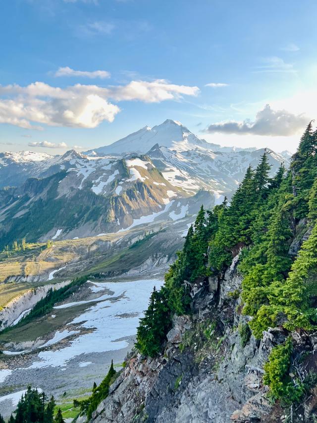 About Coaching Trails Tarmac About Coaching Trails Tarmac